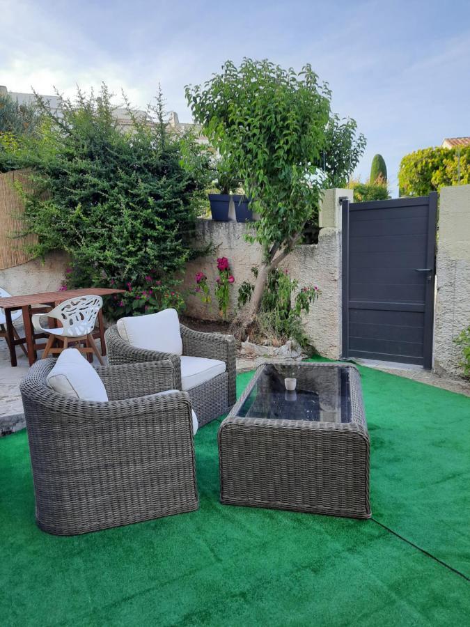 Rêves de vie Studio avec terrasse et parking privé Cassis Extérieur photo